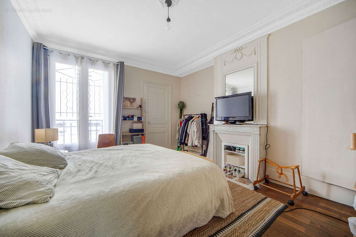 Appartement à PARIS-19E