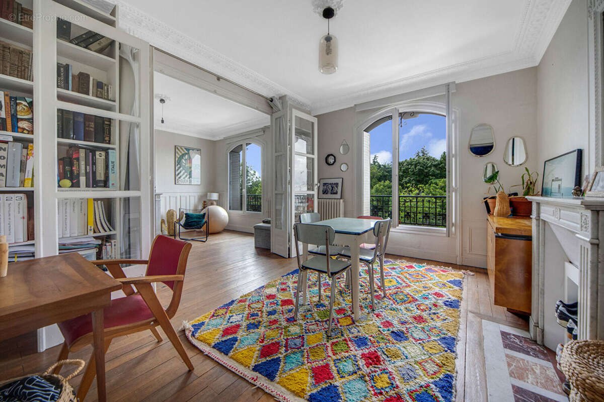 Appartement à PARIS-19E