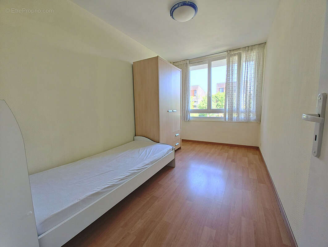 Appartement à AUBERVILLIERS