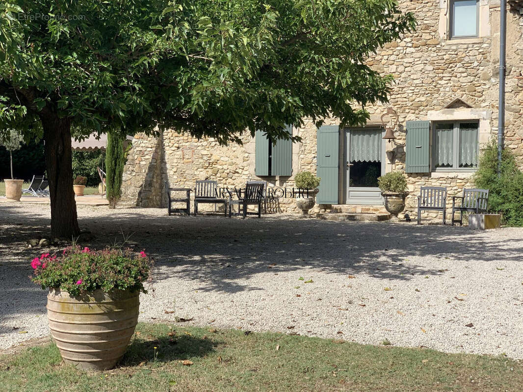 Maison à SAINT-GERVAIS-SUR-ROUBION