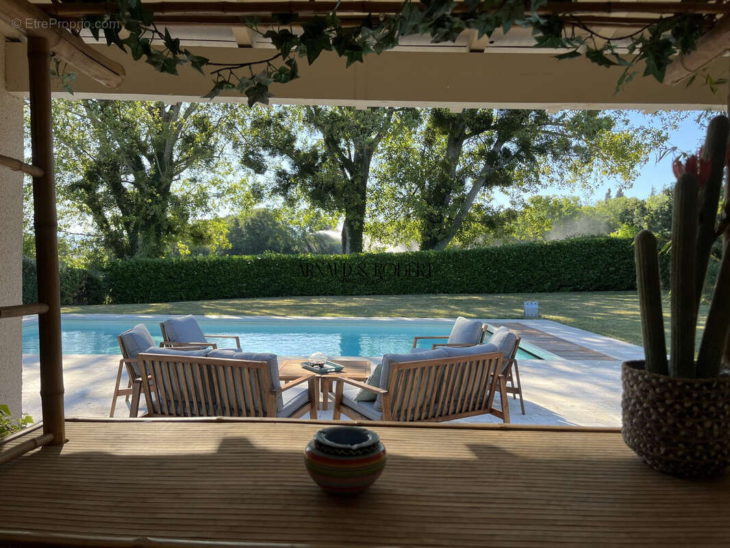 Maison à SAINT-GERVAIS-SUR-ROUBION