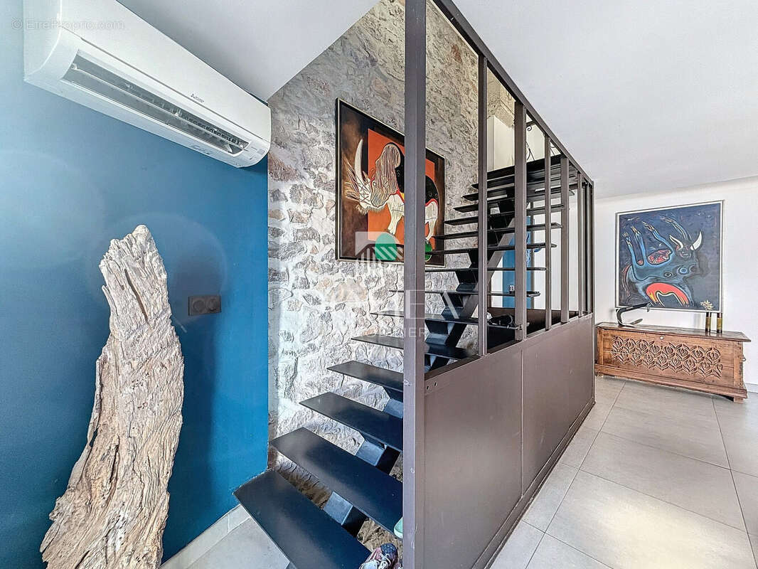 Appartement à MIREVAL