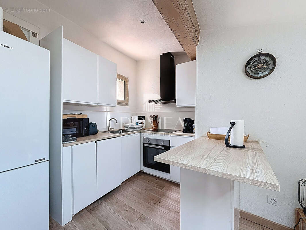 Appartement à COURNONTERRAL