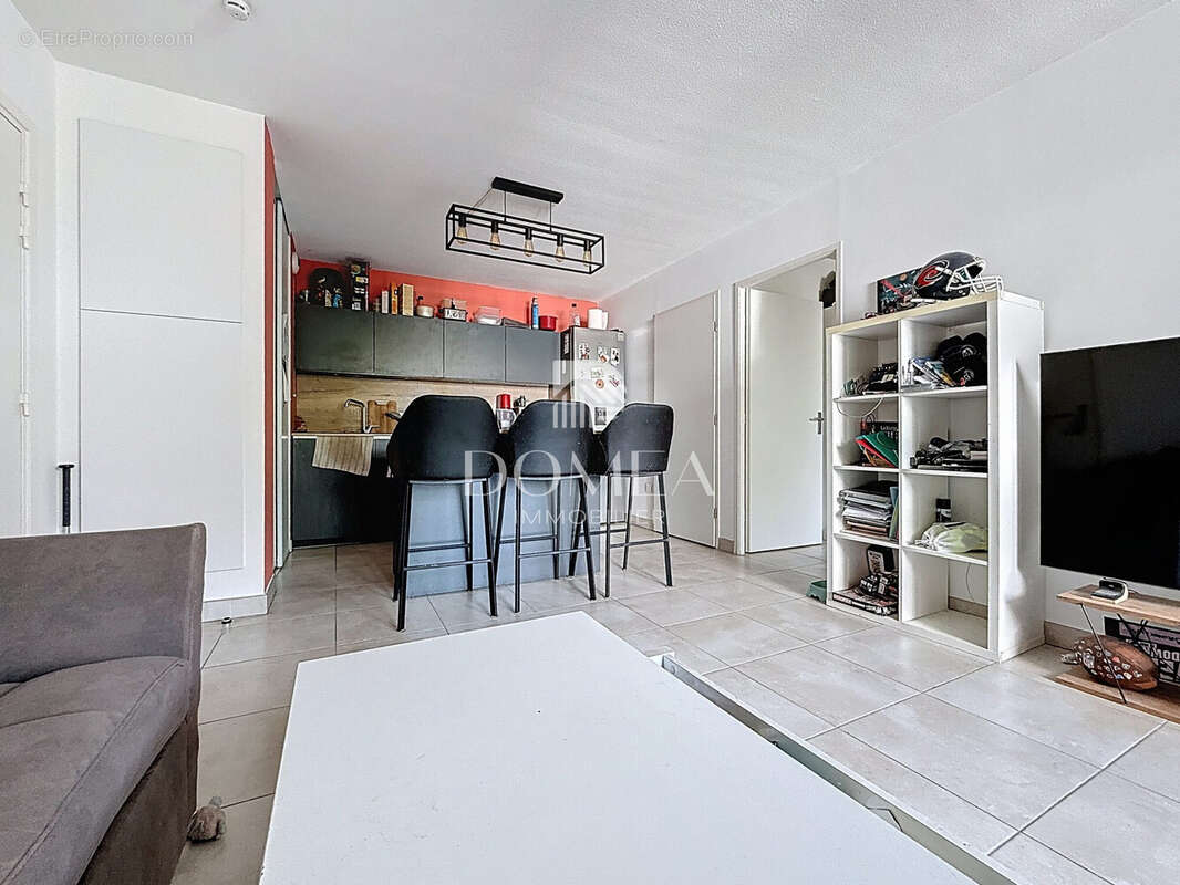 Appartement à CASTELNAU-LE-LEZ