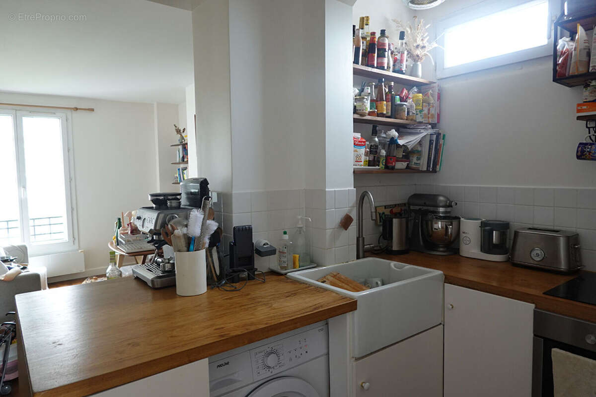 Appartement à PARIS-19E