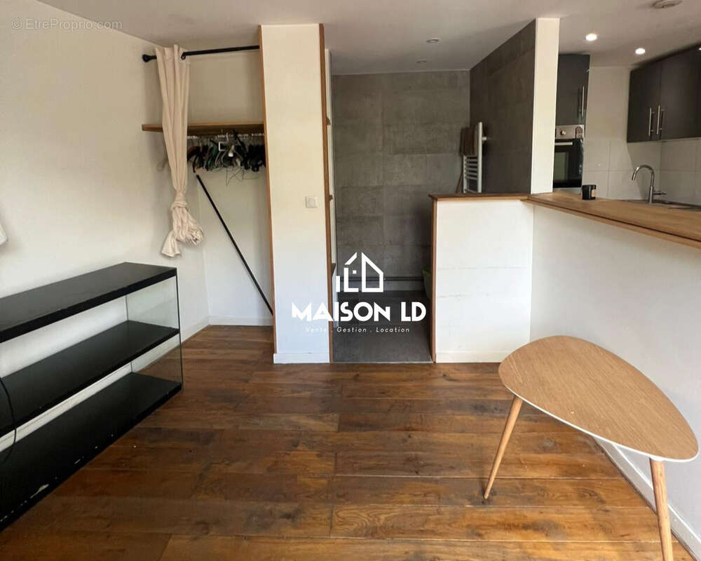 Appartement à PARIS-11E