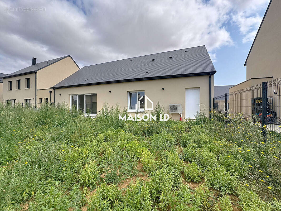 Maison à BRETTEVILLE-SUR-LAIZE