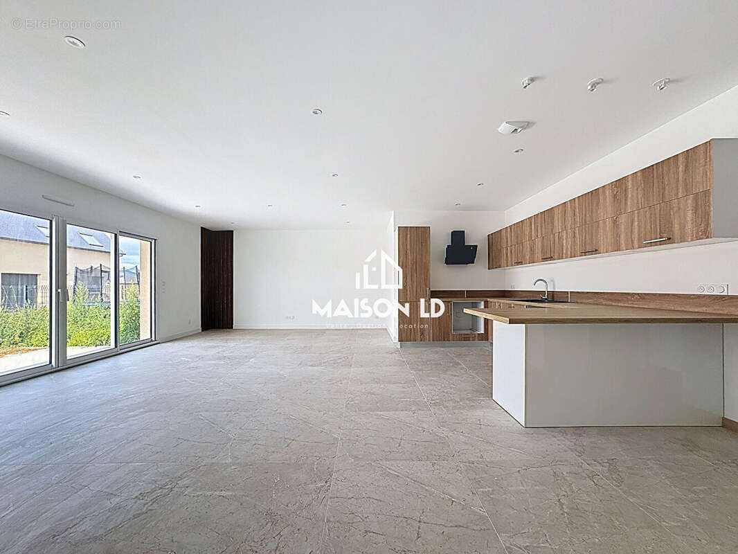 Maison à BRETTEVILLE-SUR-LAIZE