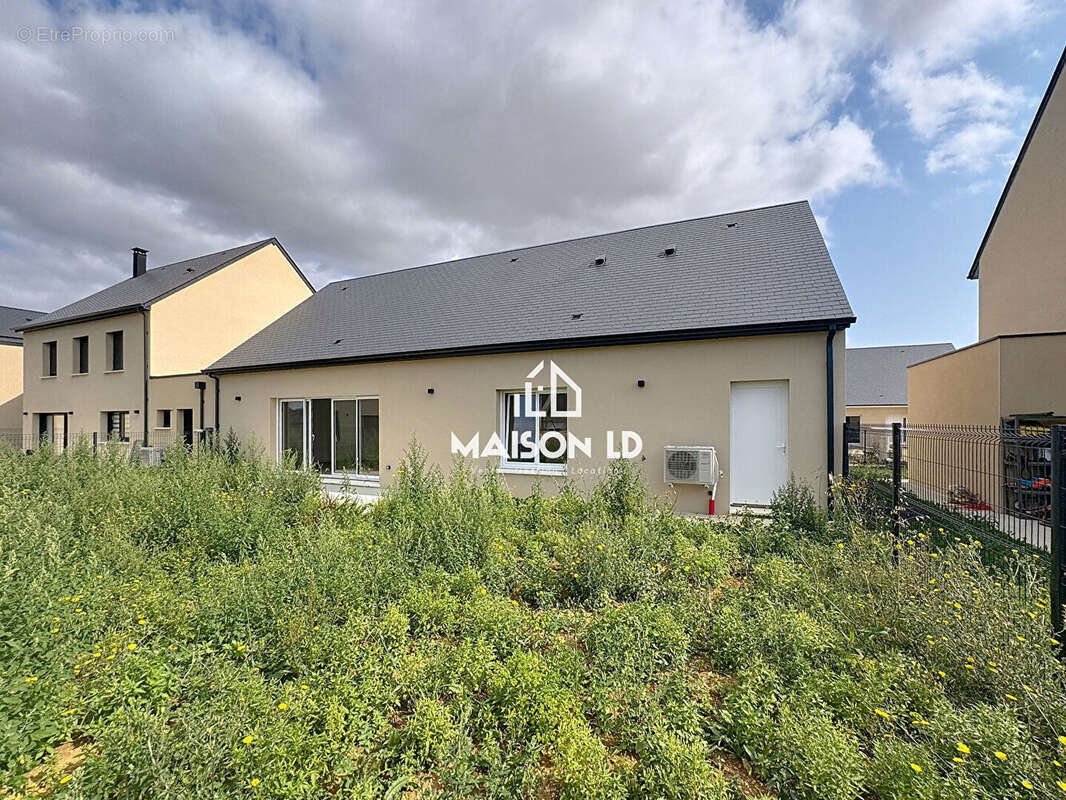 Maison à BRETTEVILLE-SUR-LAIZE