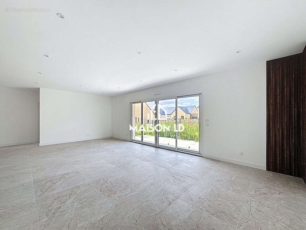 Maison à BRETTEVILLE-SUR-LAIZE