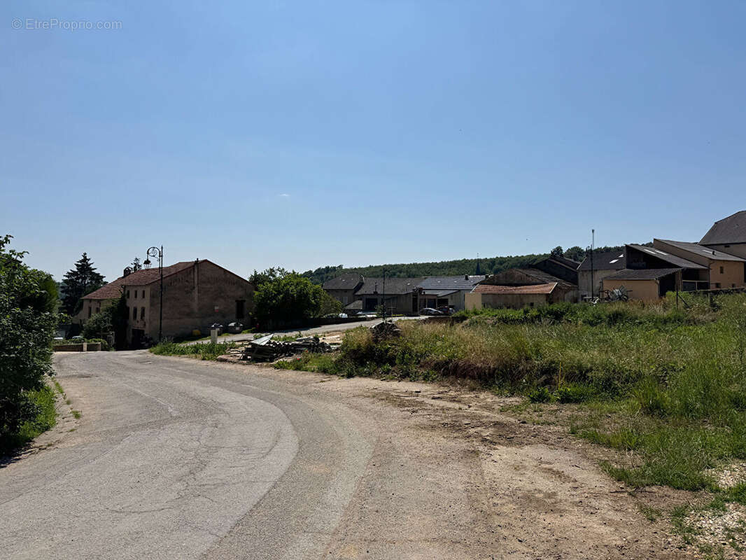 Terrain à MERSCHWEILLER