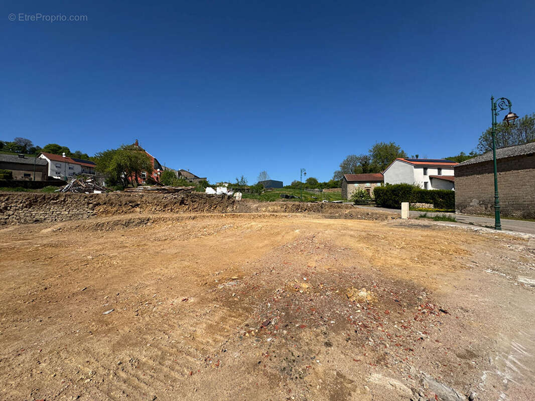 Terrain à MERSCHWEILLER