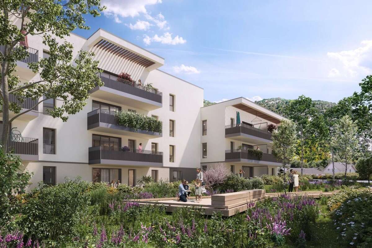 Appartement à CHALLES-LES-EAUX