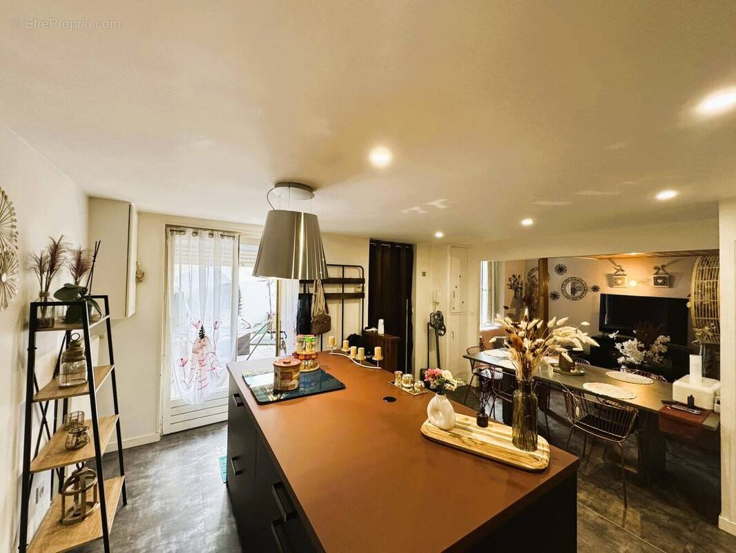 Maison à SAINT-ETIENNE