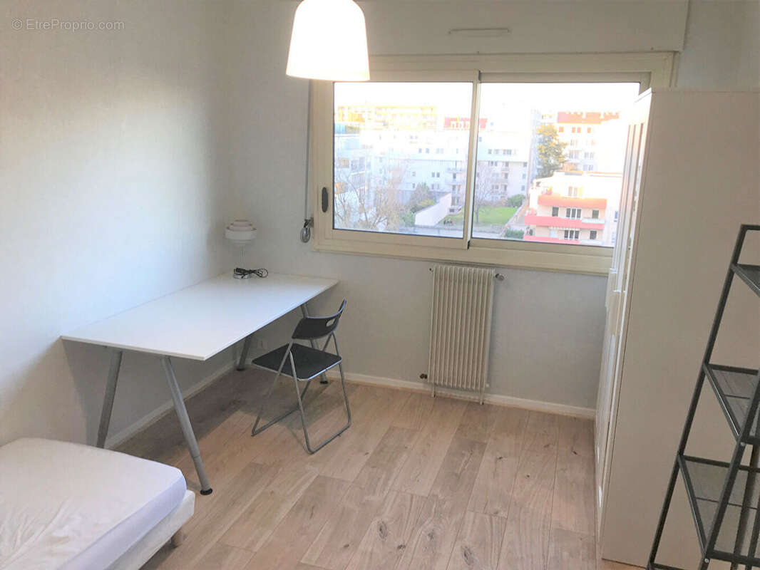 Appartement à LYON-8E