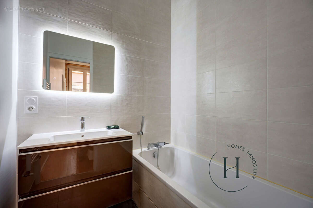 Appartement à LYON-1E