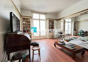 Appartement à PARIS-8E