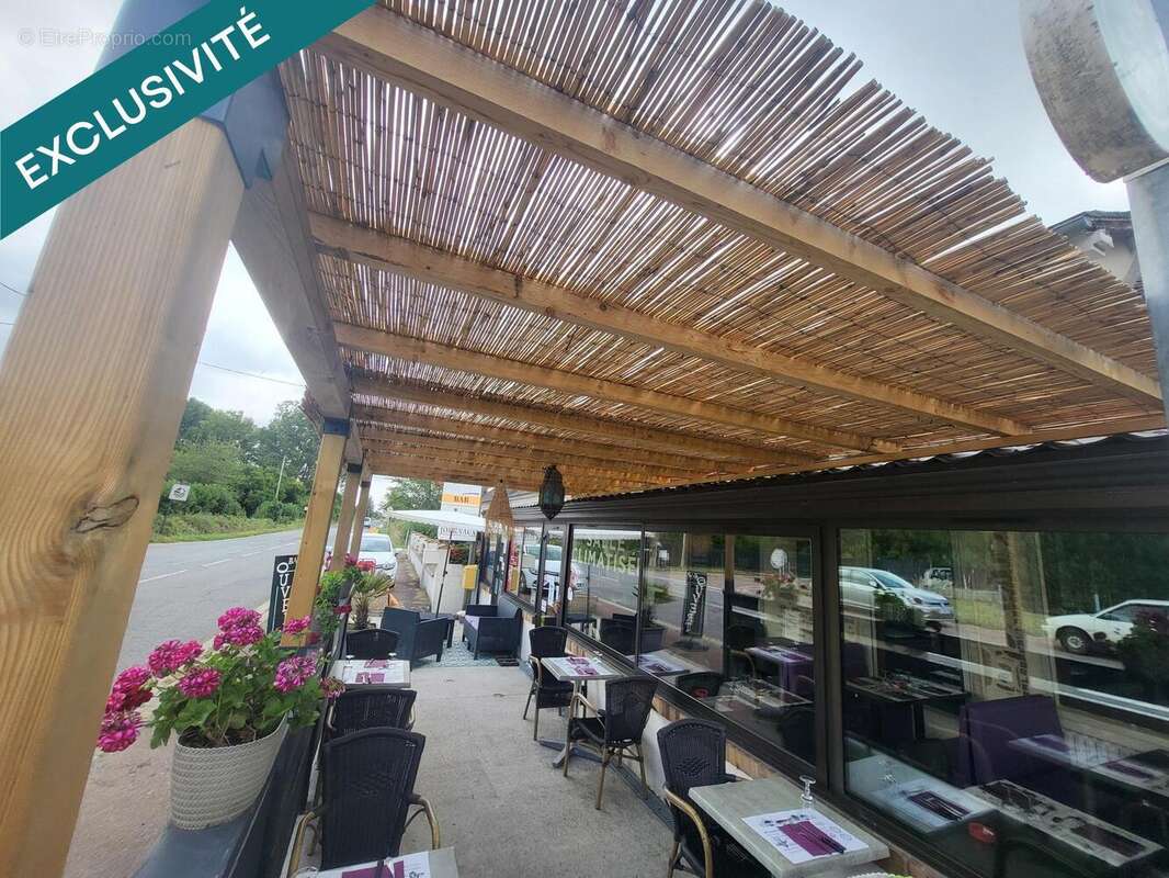 Photo 2 - Commerce à CHARENTON-DU-CHER