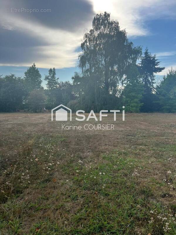 Photo 1 - Terrain à MONTUSSAN