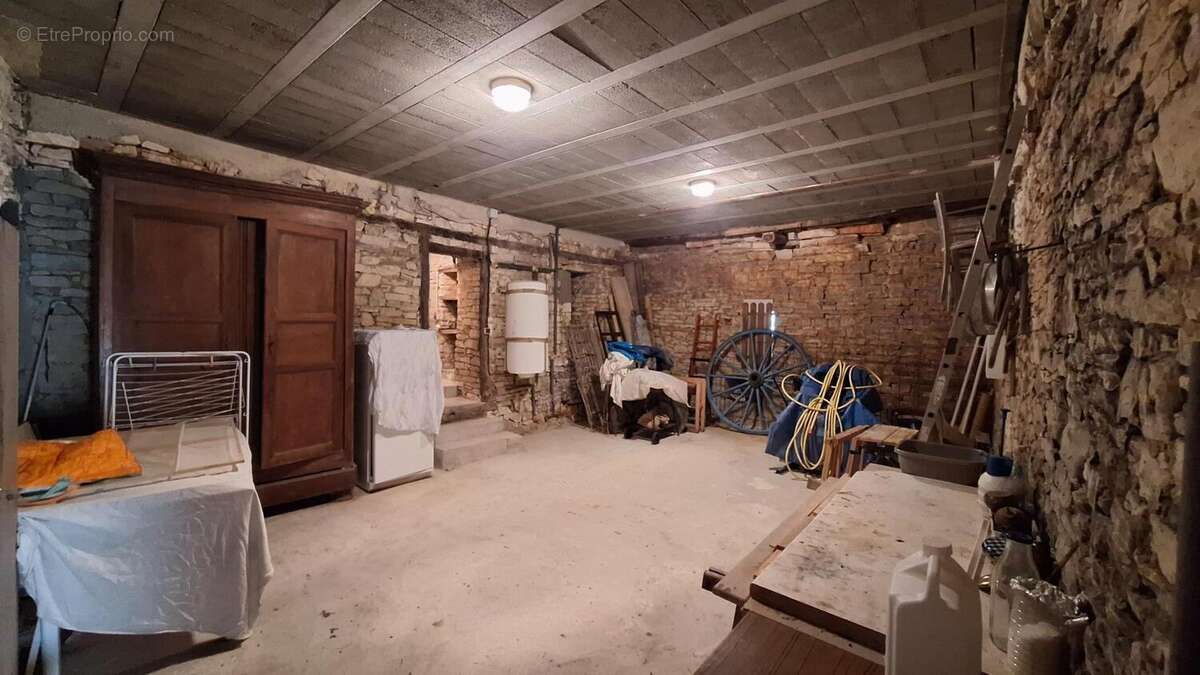 Photo 9 - Maison à THEDIRAC