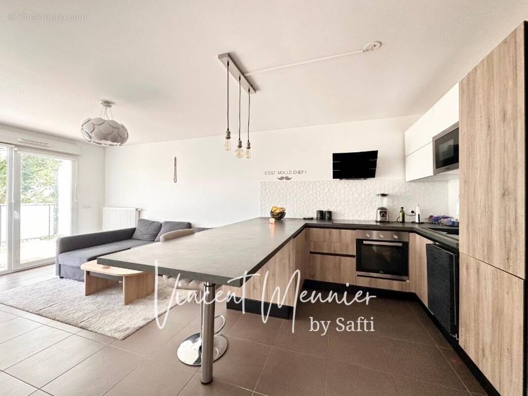 Photo 1 - Appartement à RILLIEUX-LA-PAPE