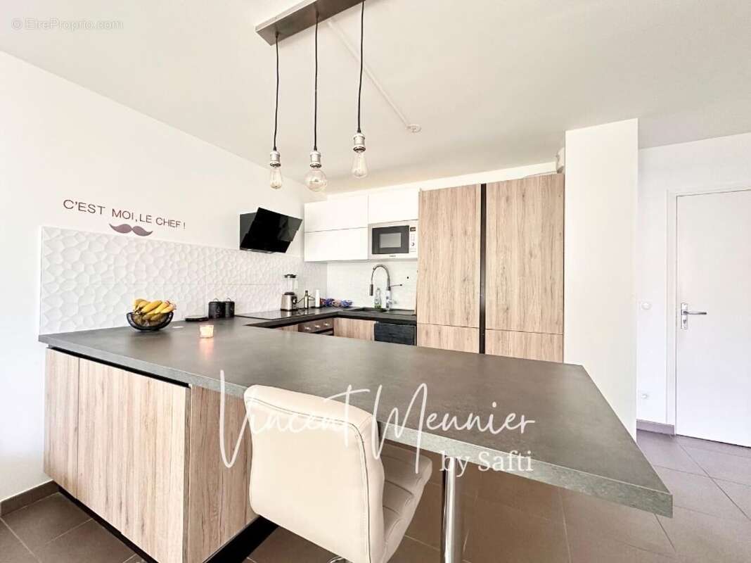 Photo 2 - Appartement à RILLIEUX-LA-PAPE