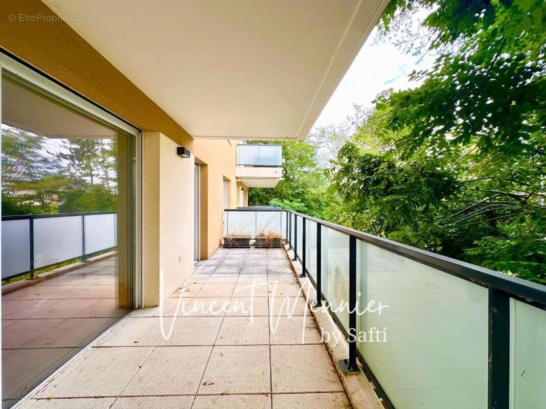 Photo 8 - Appartement à RILLIEUX-LA-PAPE