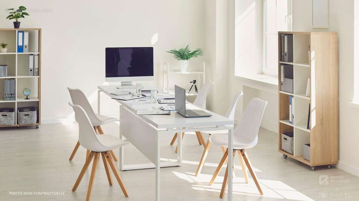 Photo 6 - Commerce à AVANNE-AVENEY