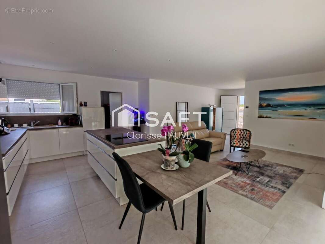 Photo 3 - Maison à SEMUSSAC