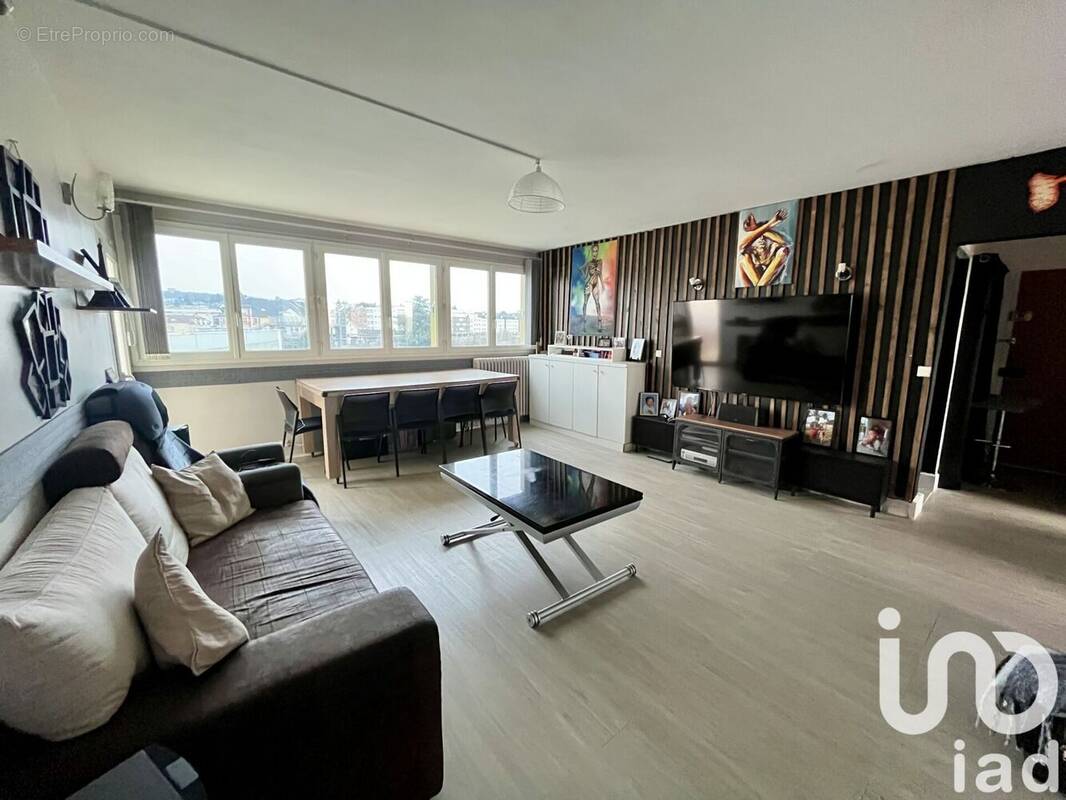 Photo 1 - Appartement à DOMONT