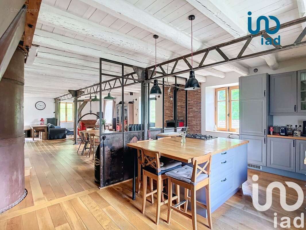 Photo 3 - Maison à BOURG-ARGENTAL