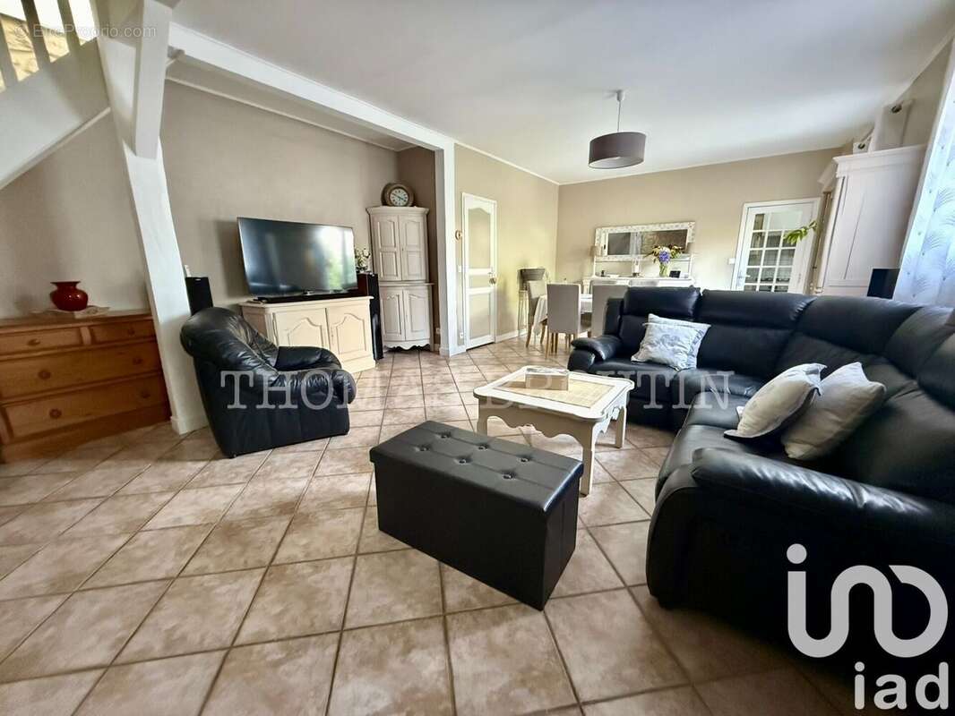 Photo 3 - Maison à ERMONT