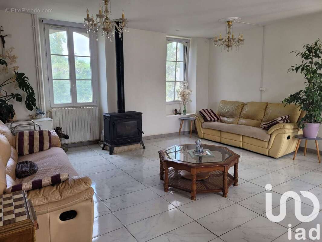 Photo 3 - Maison à ROMAGNE