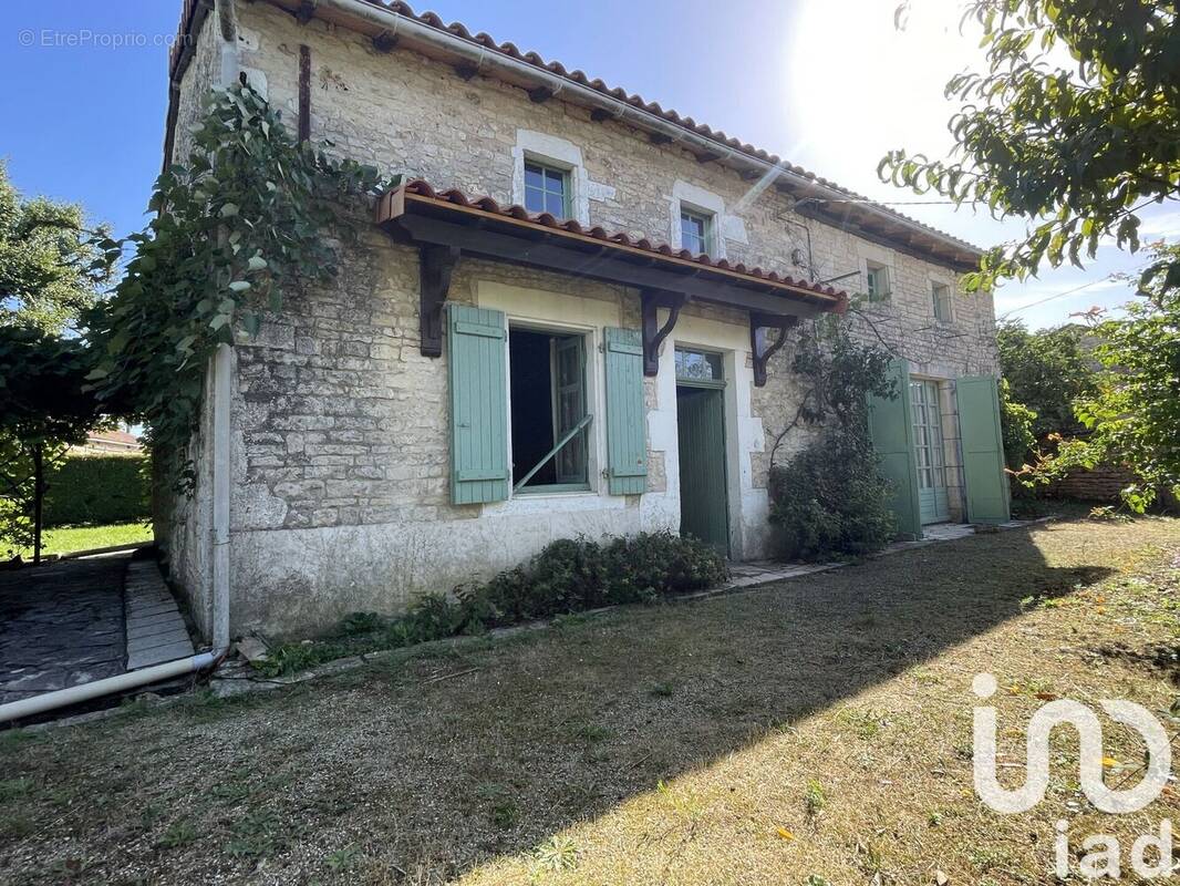 Photo 1 - Maison à LORIGNE