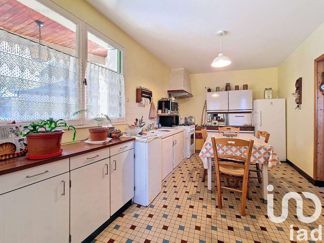 Photo 4 - Maison à BEAULIEU-SUR-LAYON