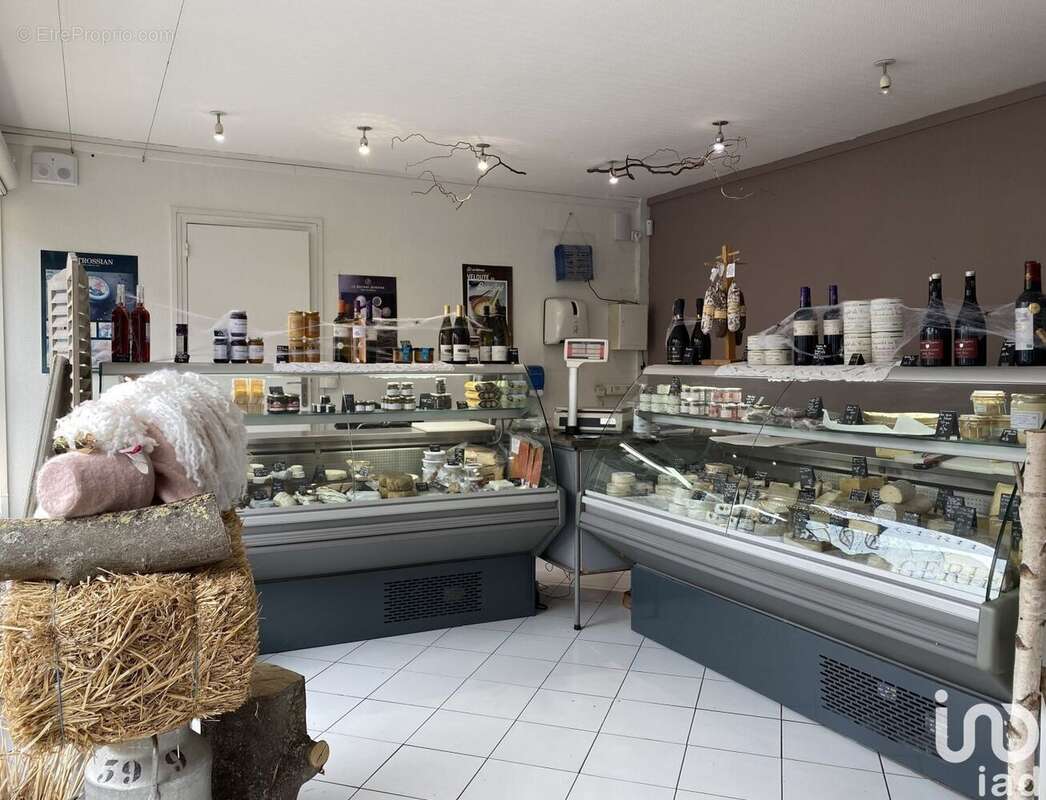 Photo 2 - Commerce à MITRY-MORY
