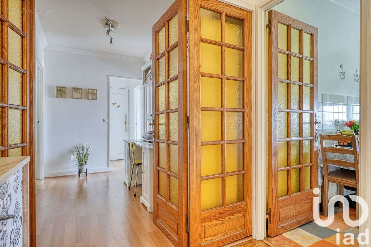 Photo 7 - Appartement à POISSY