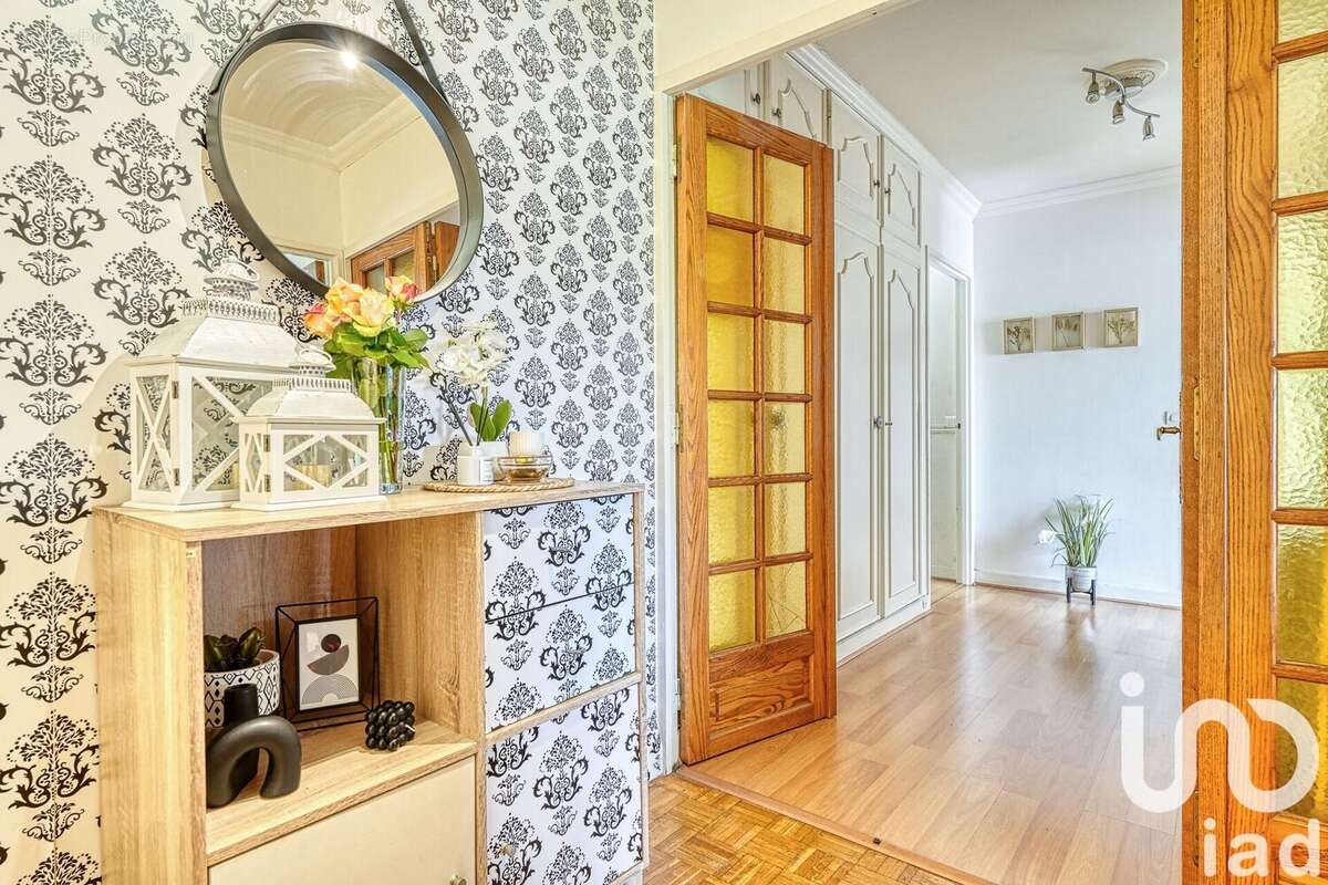 Photo 8 - Appartement à POISSY