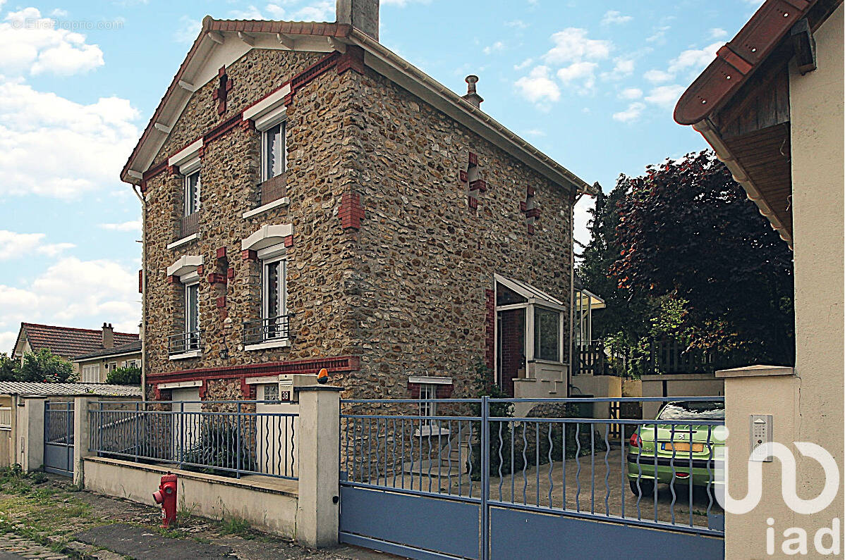 Photo 1 - Maison à VILLECRESNES