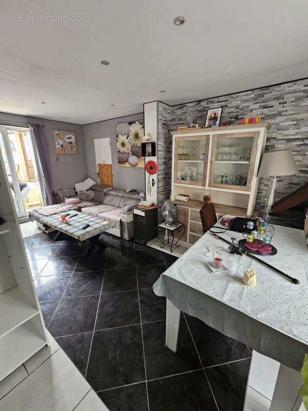 Maison à SERY-LES-MEZIERES