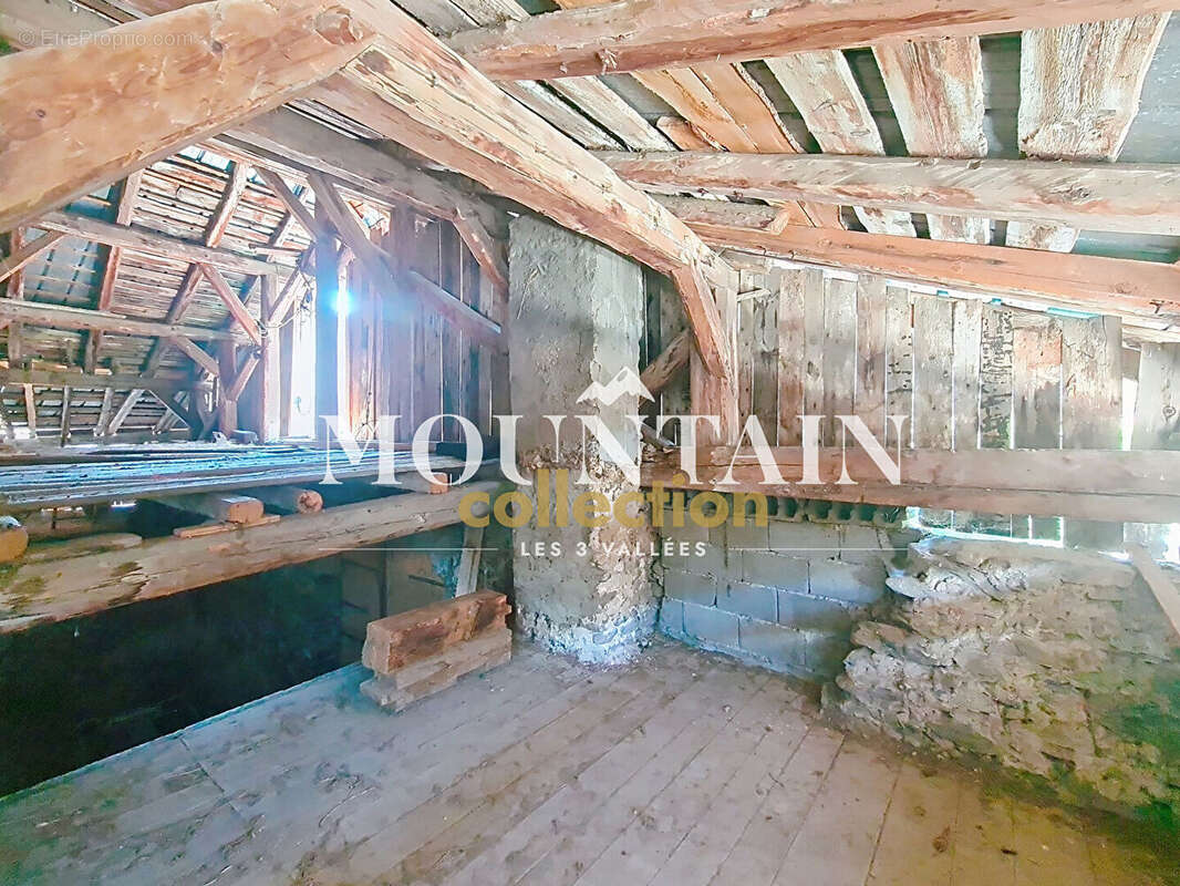 Maison à SAINT-JEAN-DE-BELLEVILLE