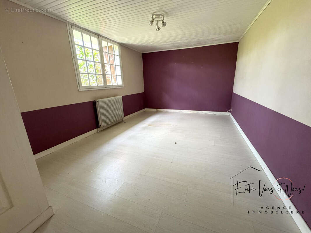 CHAMBRE 1 - Maison à BAZAS