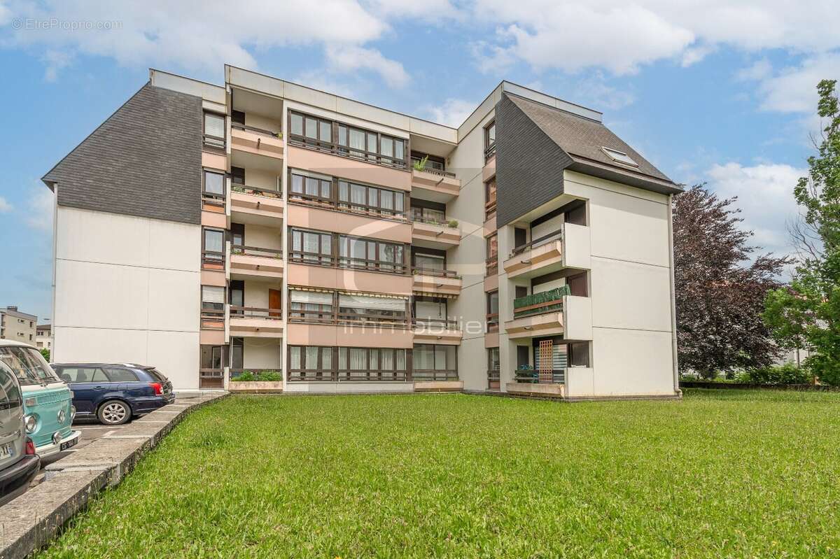 Appartement à MEYTHET