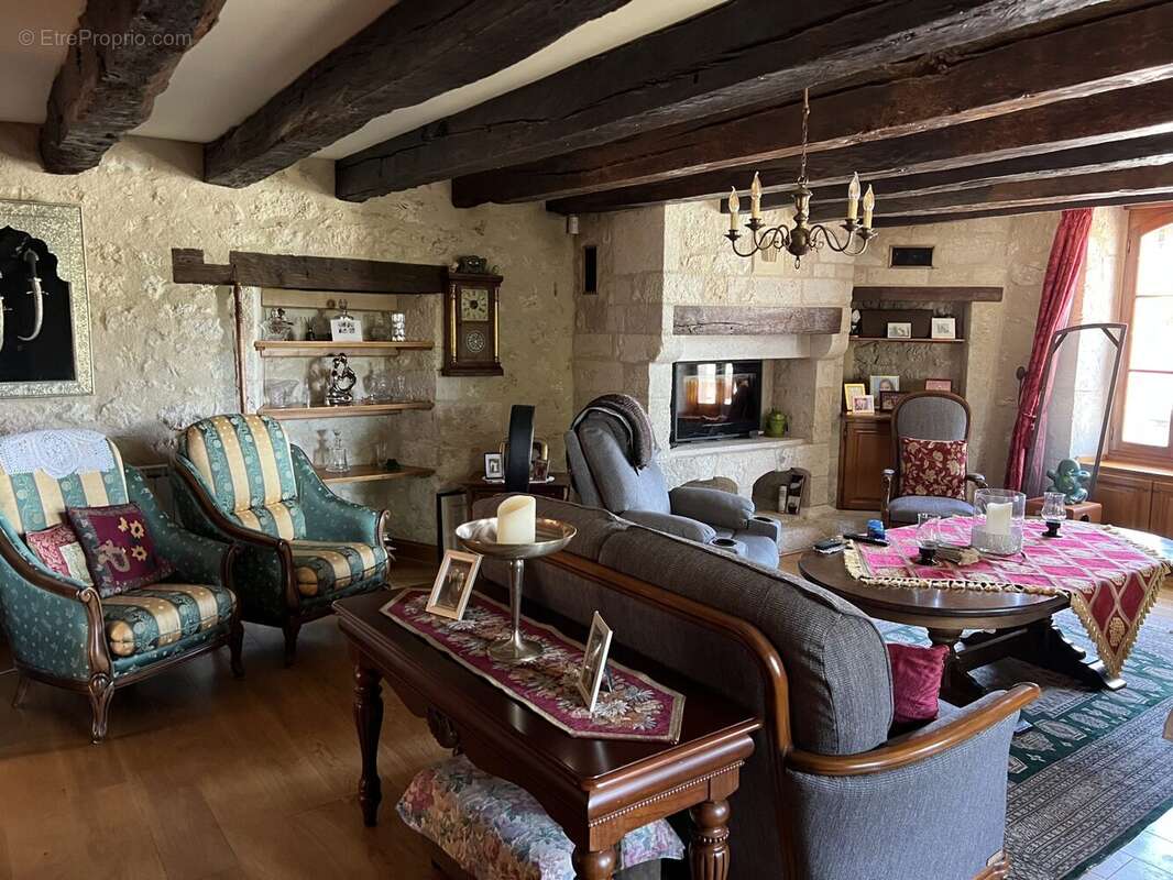 Maison à BOURG-DE-VISA