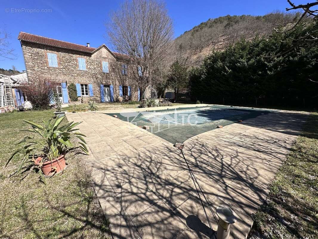 Maison à SAINT-PAUL-LE-JEUNE