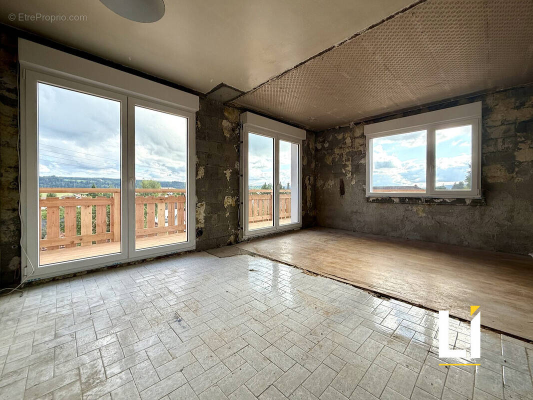 Appartement à LE RUSSEY