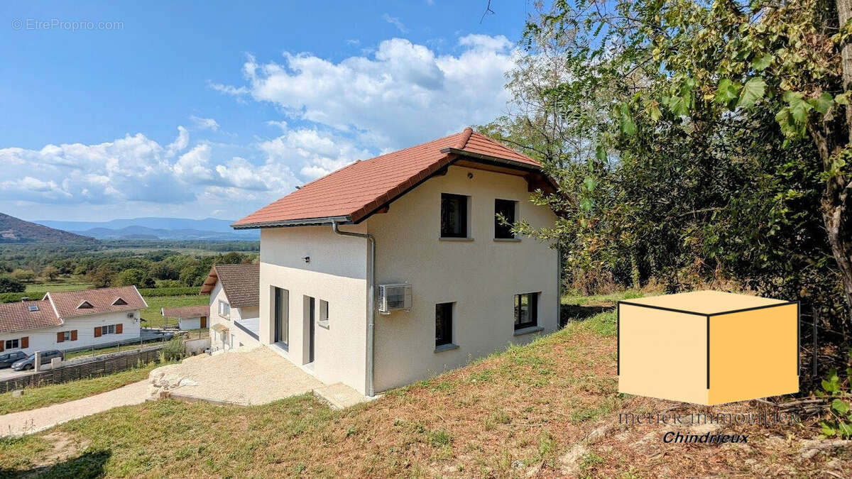 Maison à CHINDRIEUX