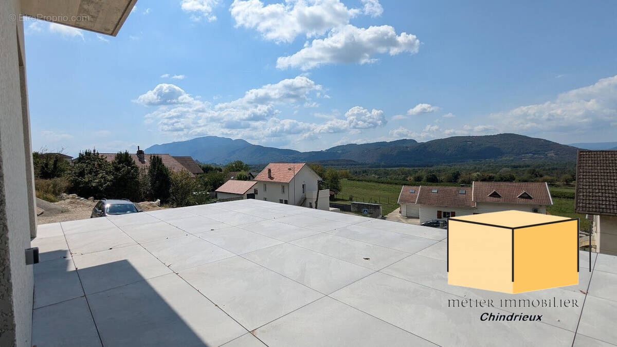 Maison à CHINDRIEUX