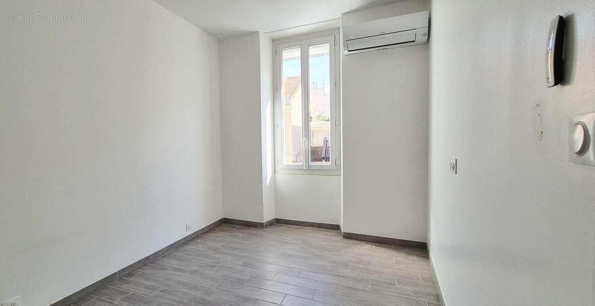 Appartement à MARSEILLE-14E