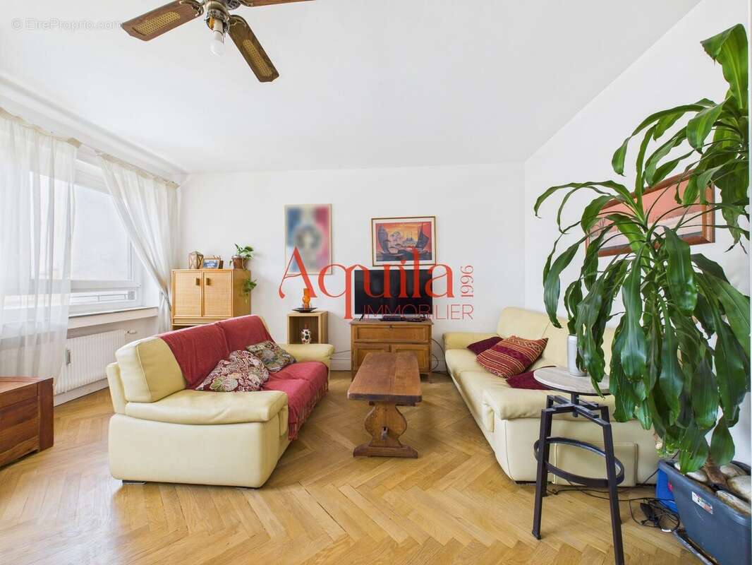 Séjour - Appartement à LYON-6E